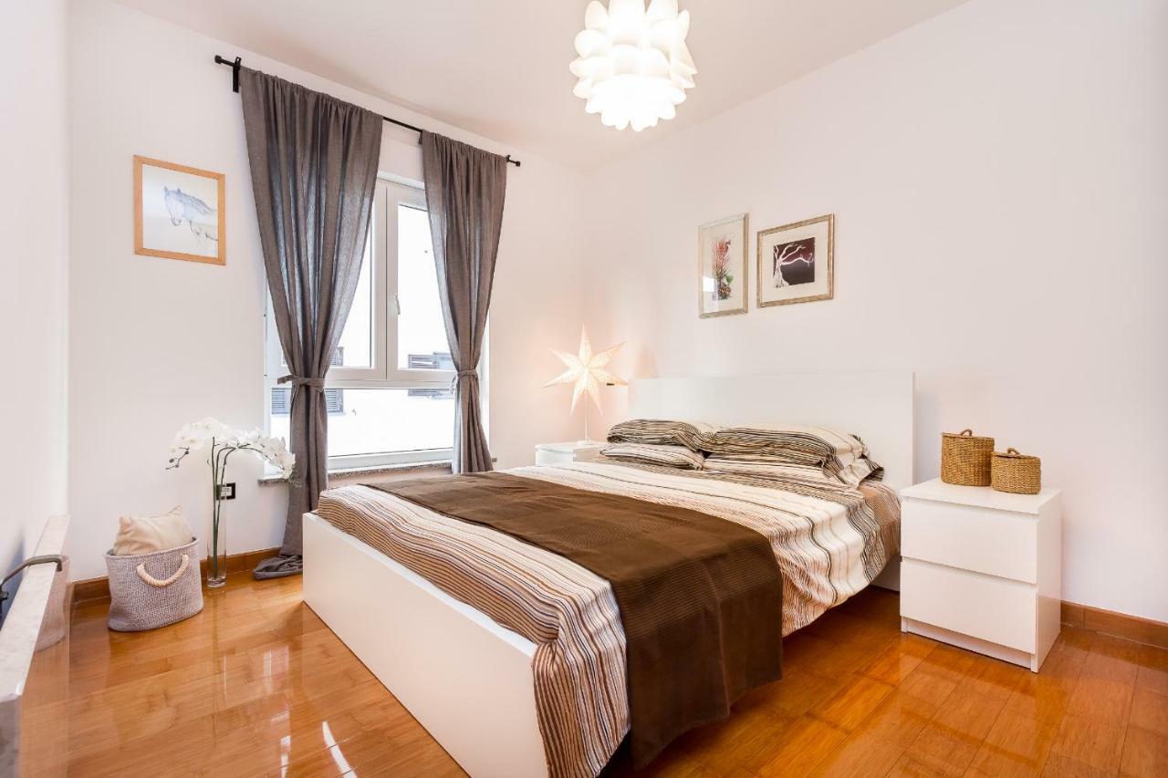 City Stylish Apartment Pula Exteriör bild